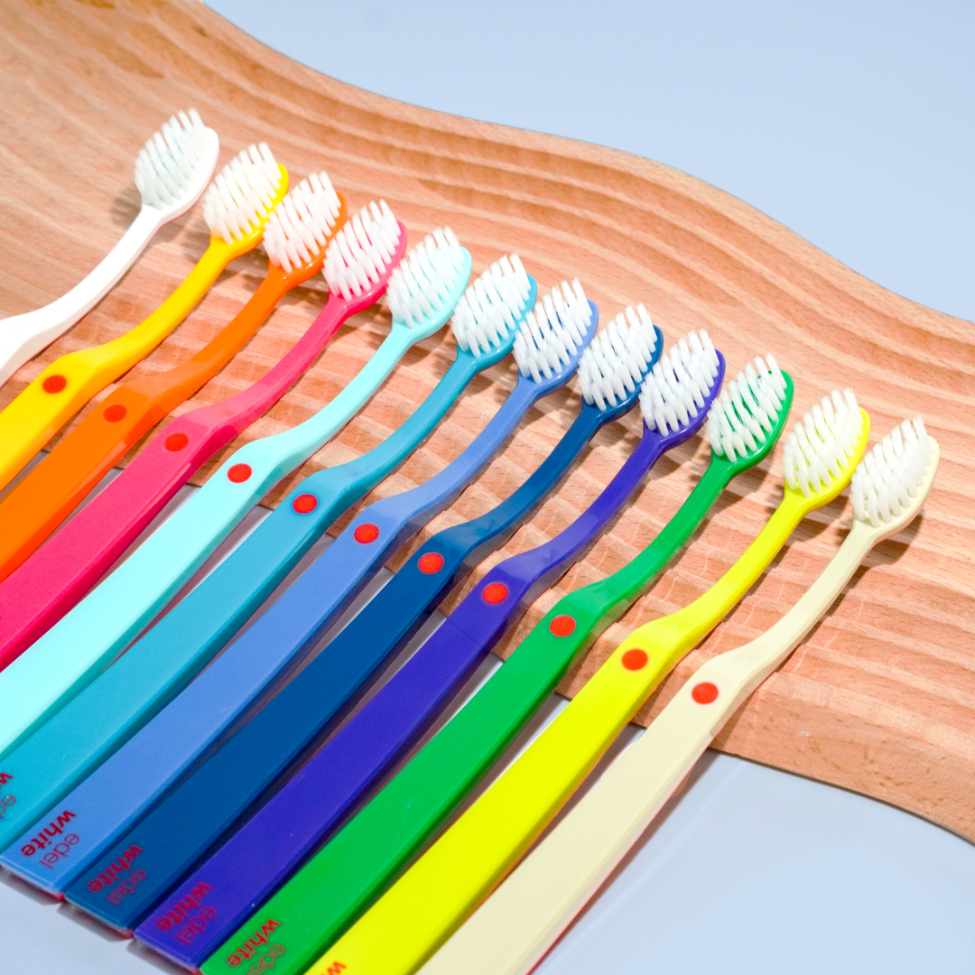Brosse à Dents aux Brins Ultra Souples -  Flosserbrush Ultrasoft