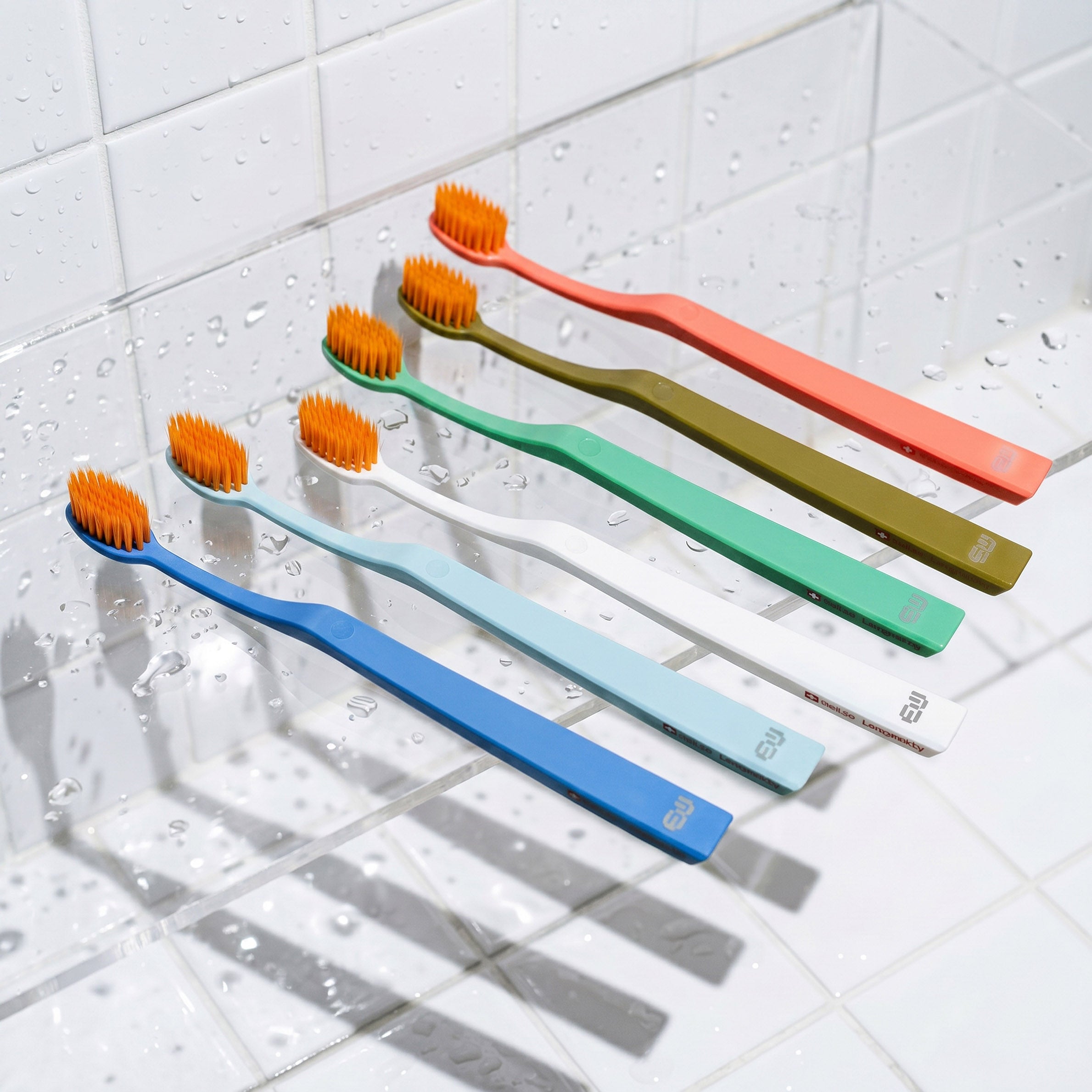 Brosse à Dents aux Brins Souples - Soft Intensive Flosserbrush